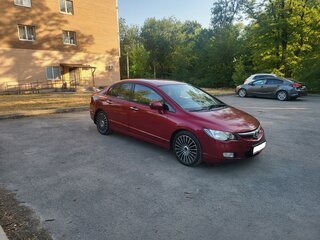2007 Honda Civic VIII, пурпурный, 840000 рублей, вид 3