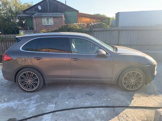 2012 Porsche Cayenne Diesel II (958), коричневый, 3500000 рублей, вид 3