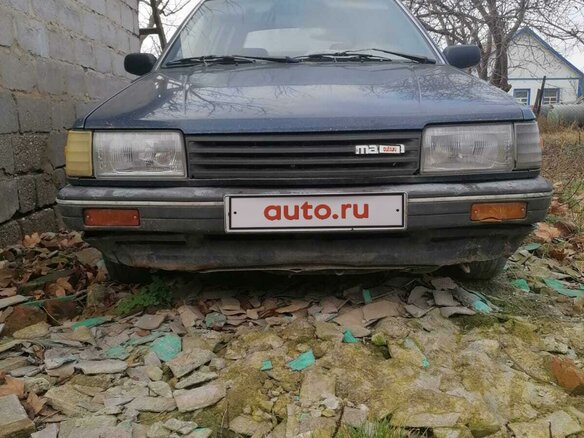 1987 Mazda 323 III (BF), синий, 90000 рублей - вид 1