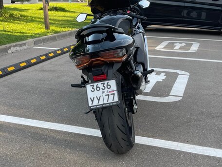 2021 Suzuki GSX 1300 R Hayabusa, чёрный, 1750000 рублей, вид 4