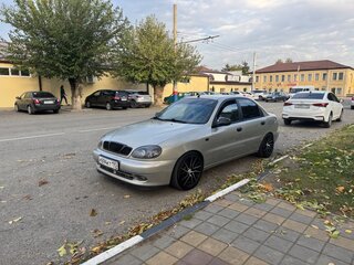 2008 Daewoo Lanos, бежевый, 450000 рублей, вид 1