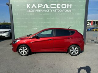 2016 Hyundai Solaris I Рестайлинг, красный, 730000 рублей, вид 3
