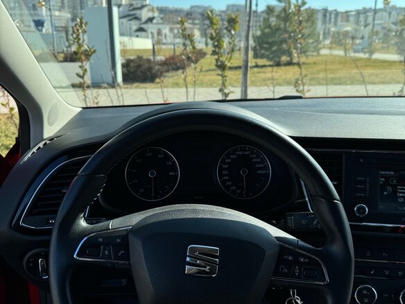 2013 SEAT Leon III, красный, 1100000 рублей - вид 9