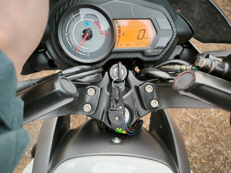 2024 Bajaj Pulsar NS 125, белый, 170000 рублей, вид 4