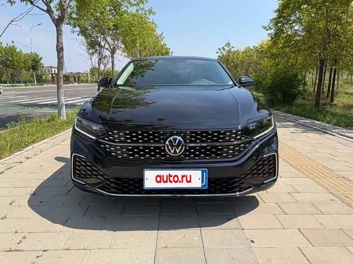 Открыть фотографии: Volkswagen Passat B8 Рестайлинг