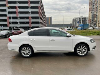 2011 Volkswagen Passat B7, белый, 1250000 рублей, вид 4