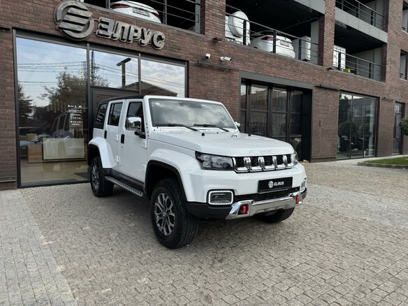 2026 BAIC BJ40 I Рестайлинг, белый - вид 20