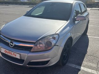 2011 Opel Astra H Рестайлинг, серебристый, 500000 рублей, вид 1
