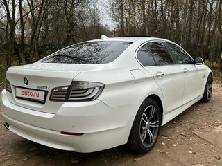 2010 BMW 5 серии 523i VI (F10/F11/F07), белый, 1800000 рублей, вид 4
