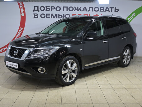 Nissan Pathfinder IV