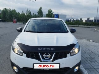 2013 Nissan Qashqai I Рестайлинг, белый, 1400000 рублей, вид 2