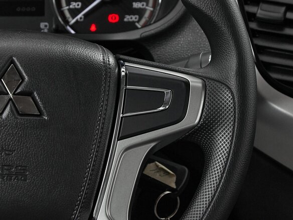 2022 Mitsubishi L200 V Рестайлинг, серый, 3990000 рублей - вид 19
