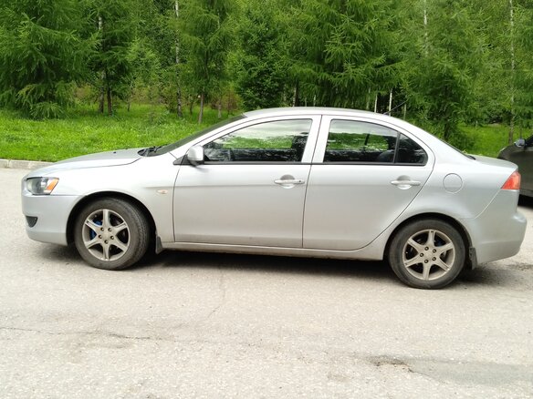 2008 Mitsubishi Lancer X, серебристый, 550000 рублей - вид 1