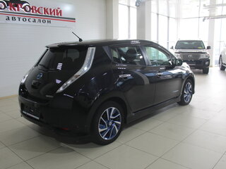 2016 Nissan Leaf 30kWh I (ZE0/AZE0), чёрный, 1100000 рублей, вид 4