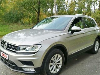 2017 Volkswagen Tiguan II, серый, 2250000 рублей, вид 1