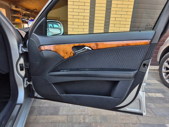 2003 Mercedes-Benz E-Класс 220 III (W211, S211), серый, 980000 рублей - вид 24