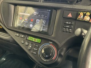 2013 Toyota Aqua I, белый, 1100000 рублей, вид 4
