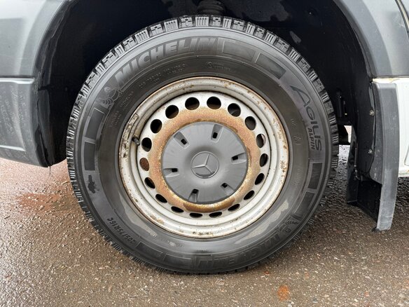 2009 Mercedes-Benz Sprinter, белый, 1980000 рублей - вид 5