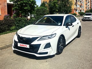 2021 Toyota Camry VIII (XV70) Рестайлинг, белый, 2700000 рублей, вид 1