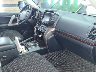 2011 Toyota Land Cruiser 200 Series, чёрный, 3000000 рублей, вид 4