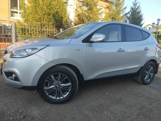 2014 Hyundai ix35 I Рестайлинг, серебристый, 1150000 рублей, вид 3