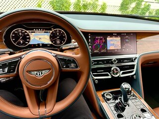 2021 Bentley Flying Spur III, серый, 20500000 рублей, вид 2