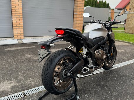 2019 Honda CB 650R, серый, 876000 рублей, вид 4