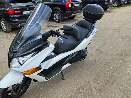 2016 Honda Silver Wing 400, белый, 500000 рублей, вид 4