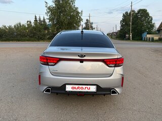 2020 Kia Rio IV Рестайлинг, серебристый, 1790000 рублей, вид 5