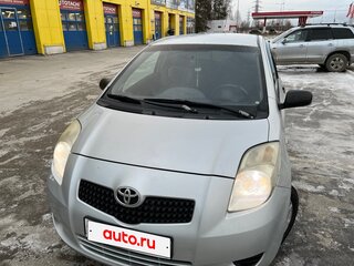 2008 Toyota Yaris II, серый, 300000 рублей, вид 3
