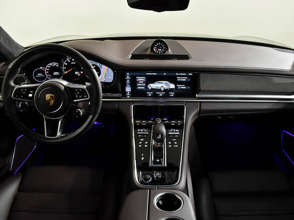2020 Porsche Panamera GTS II, серый - вид 13
