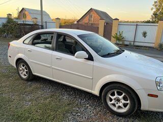 2004 Suzuki Forenza, белый, 400000 рублей, вид 1
