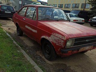 1977 Ford Escort II, красный, 253285 рублей, вид 2
