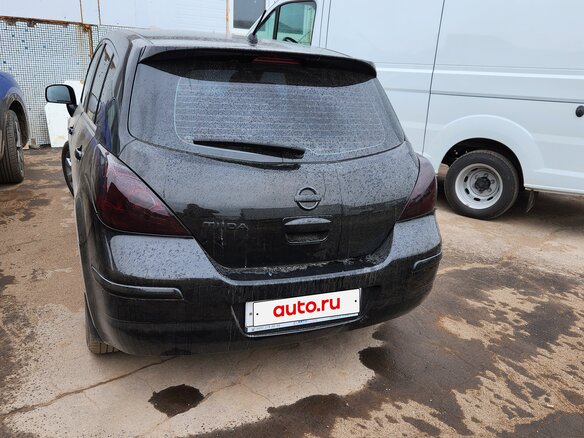 2011 Nissan Tiida I Рестайлинг, чёрный, 660000 рублей - вид 6