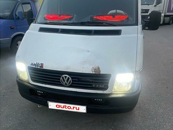 2003 Volkswagen LT, белый, 1050000 рублей