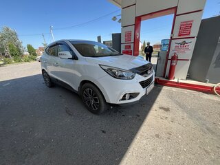 2015 Hyundai ix35 I Рестайлинг, белый, 1592000 рублей, вид 1