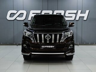 2017 Toyota Land Cruiser Prado 150 Series Рестайлинг 1, коричневый, 4999000 рублей, вид 3