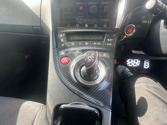 2013 Toyota Prius III Рестайлинг (XW30), чёрный, 1610000 рублей - вид 10
