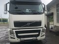 2011 Volvo FH, белый, 10000000 рублей - вид 1
