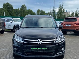 2016 Volkswagen Tiguan I Рестайлинг, чёрный, 1335000 рублей, вид 2