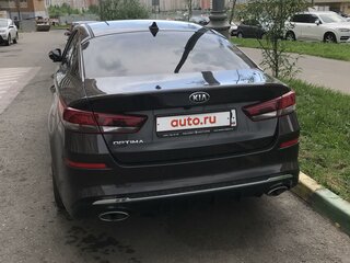 2019 Kia Optima IV Рестайлинг, коричневый, 2090000 рублей, вид 3