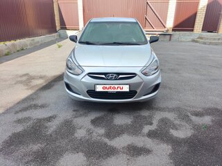 2014 Hyundai Solaris I, серебристый, 850000 рублей, вид 4