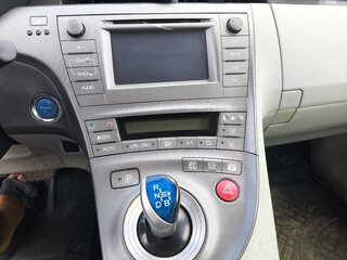 2015 Toyota Prius III Рестайлинг (XW30), белый, 1351000 рублей, вид 5