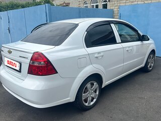 2011 Chevrolet Aveo I Рестайлинг, белый, 445000 рублей, вид 2