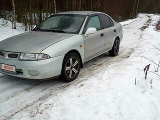 1995 Mitsubishi Carisma I, серебристый, 180000 рублей, вид 1