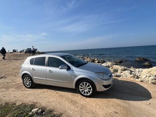 2012 Opel Astra H Рестайлинг, серебристый, 710000 рублей, вид 4