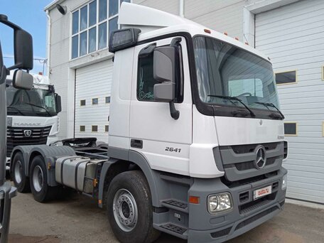 2010 Mercedes-Benz Actros, белый, 5050000 рублей, вид 1