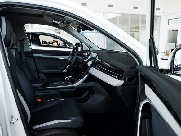 2026 Geely Atlas II, белый - вид 6