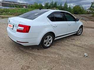 2020 Skoda Octavia III (A7) Рестайлинг, белый, 1590000 рублей, вид 3