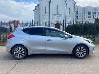 2017 Kia Ceed II Рестайлинг, серебристый, 1550000 рублей, вид 5